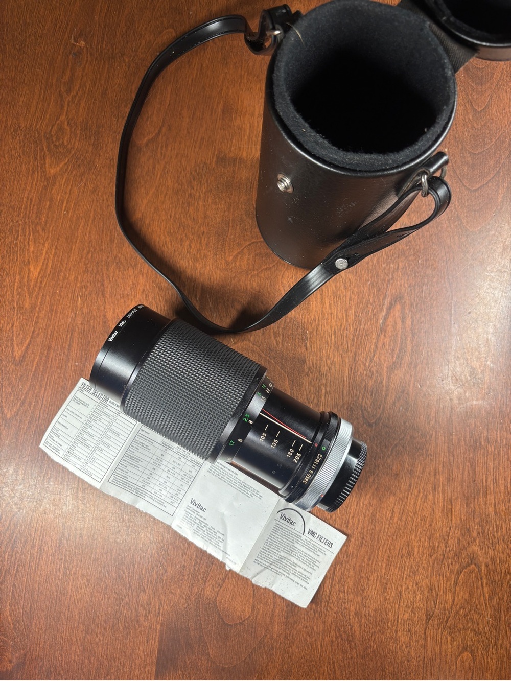 Macro focusing Camera Lens in Black with Carry Case